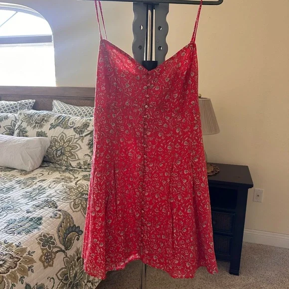 American Eagle Outfitters Red and White Floral Mini Dress - Picture 2 of 4